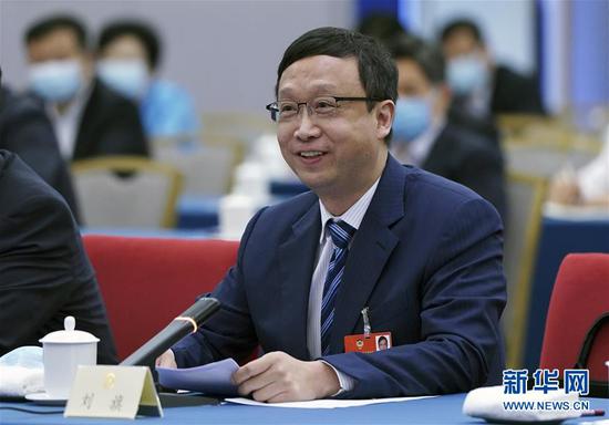  5月23日，全國(guó)政協(xié)委員劉旗在政協(xié)聯(lián)組會(huì)上發(fā)言。新華社記者 謝環(huán)馳 攝
